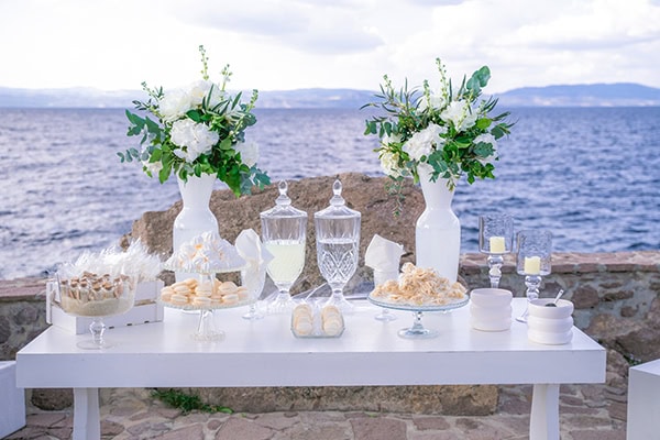 spring-wedding-white-flowers-romantic-details_09