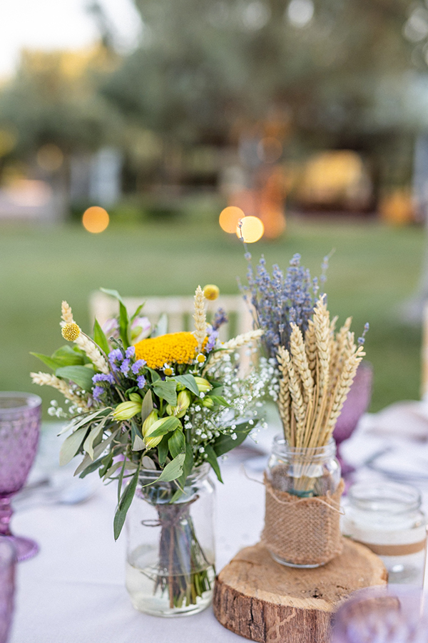 summer-wedding-wild-flowers-yellow-hues_26