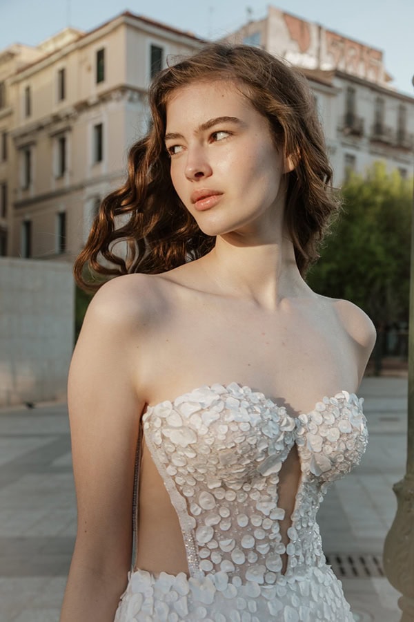 ultra-chic-wedding-dresses-costantino_03