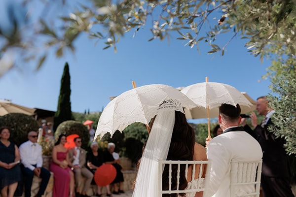 beautiful-destination-wedding-crete-pastel-colors_10