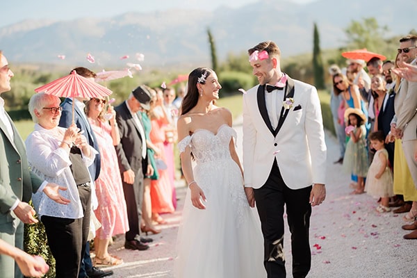 beautiful-destination-wedding-crete-pastel-colors_13