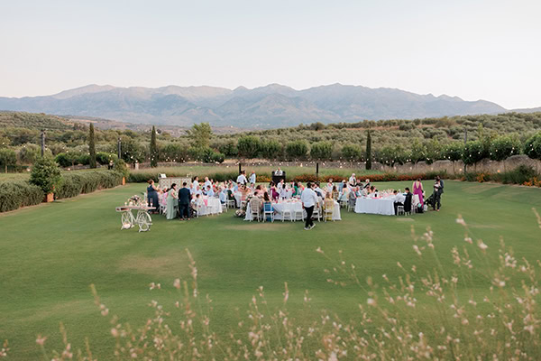 beautiful-destination-wedding-crete-pastel-colors_21