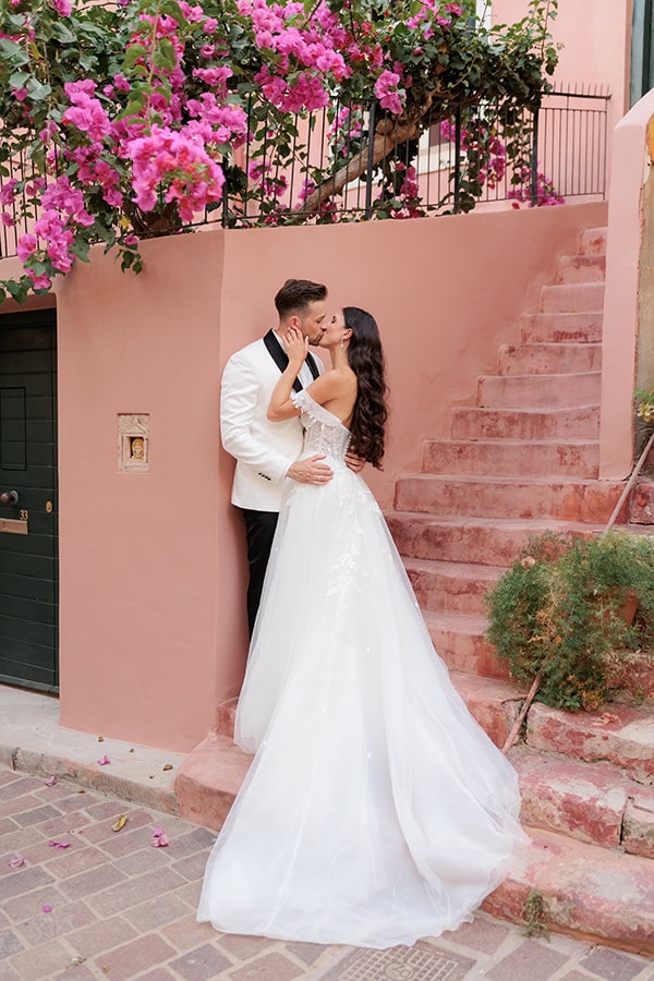 beautiful-destination-wedding-crete-pastel-colors_29