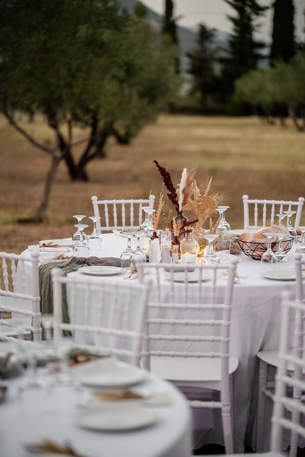 boho-fall-wedding-beautiful-details_11