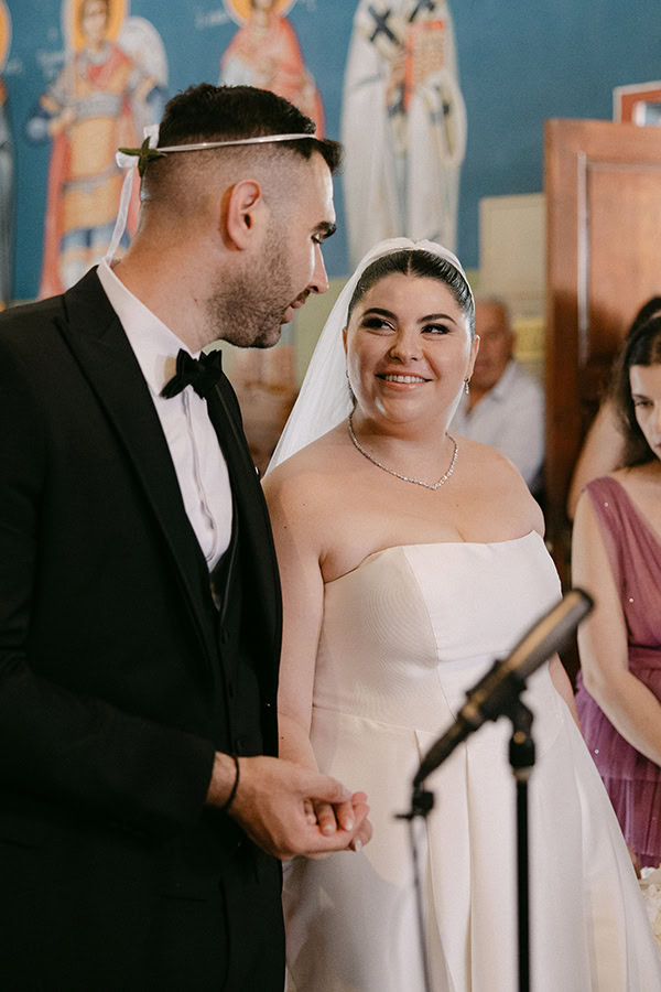 elegant-wedding-nicosia-all-white-florals_10