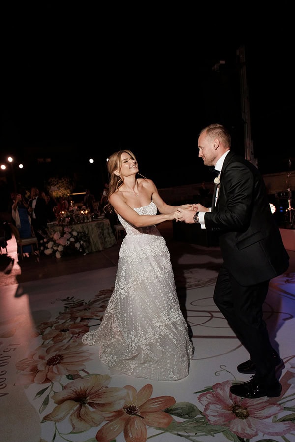 impressive-wedding-limassol-romantic-elements_24