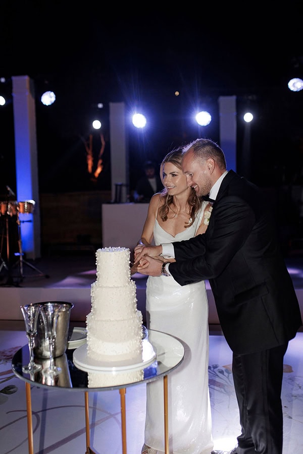 impressive-wedding-limassol-romantic-elements_25