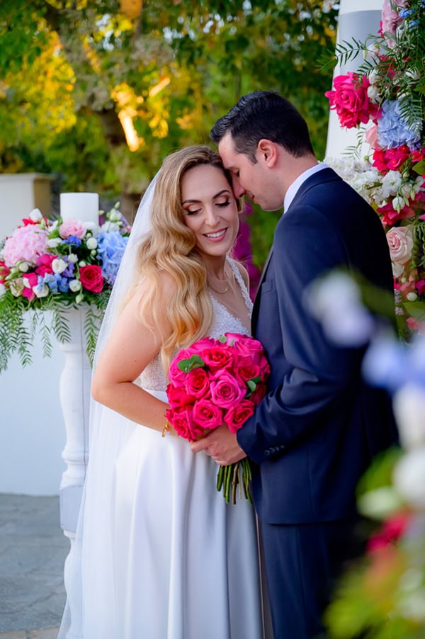 lovely-summer-wedding-athens-colorful-flowers_01