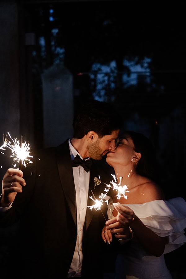 minimal-chic-wedding-tinos-white-hues_21