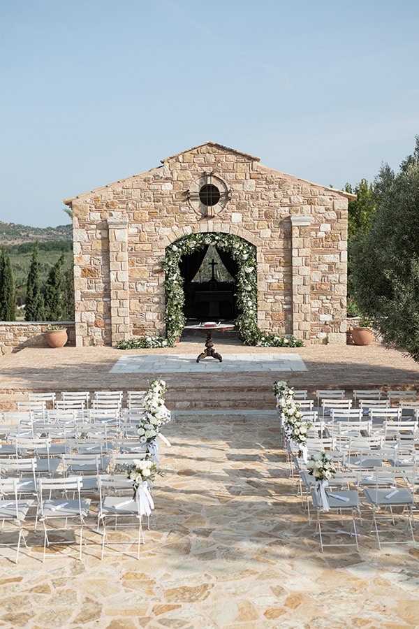 modern-wedding-black-white-decor-fun_05