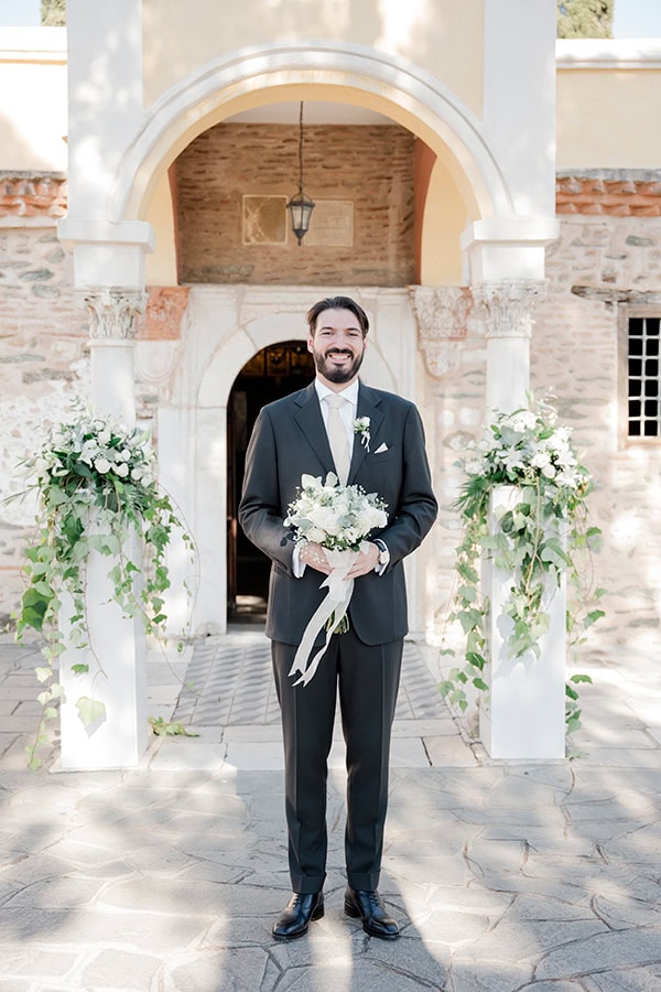 romantic-wedding-white-blossom_07