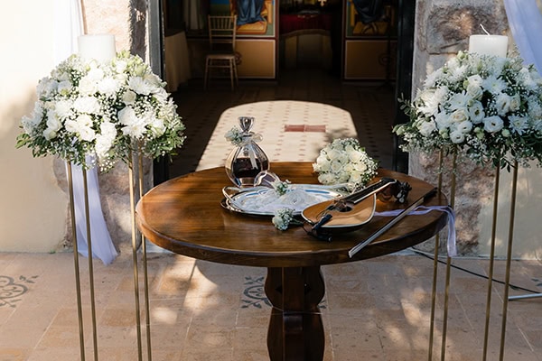 summer-wedding-markou-wine-museum-romantic-details_09