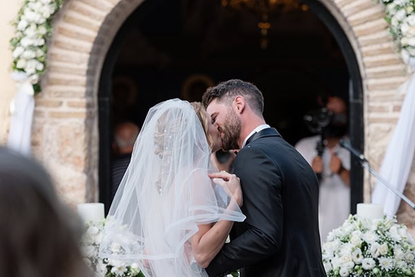 summer-wedding-markou-wine-museum-romantic-details_16