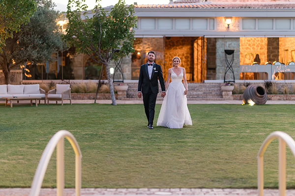 summer-wedding-markou-wine-museum-romantic-details_26