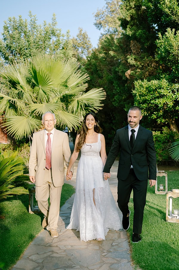 summer-wedding-romantic-flower-arrangements_09