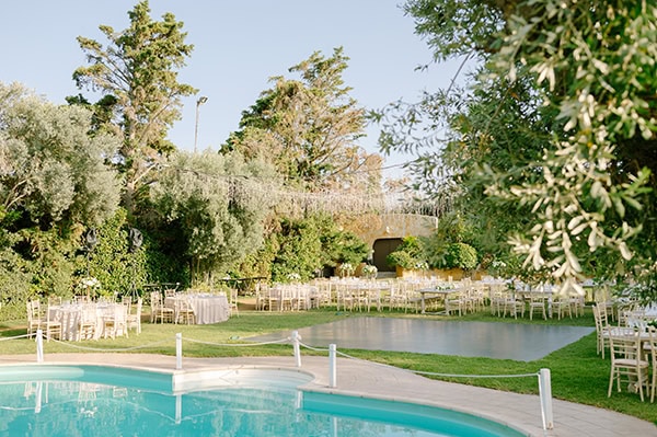 summer-wedding-romantic-flower-arrangements_17