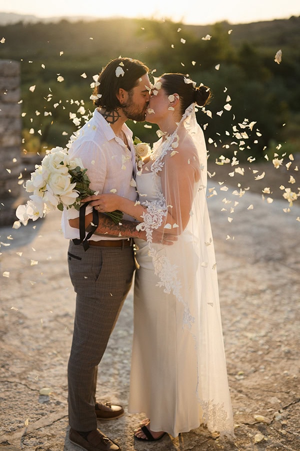 intinate-wedding-chania-minimal-chic-details_14