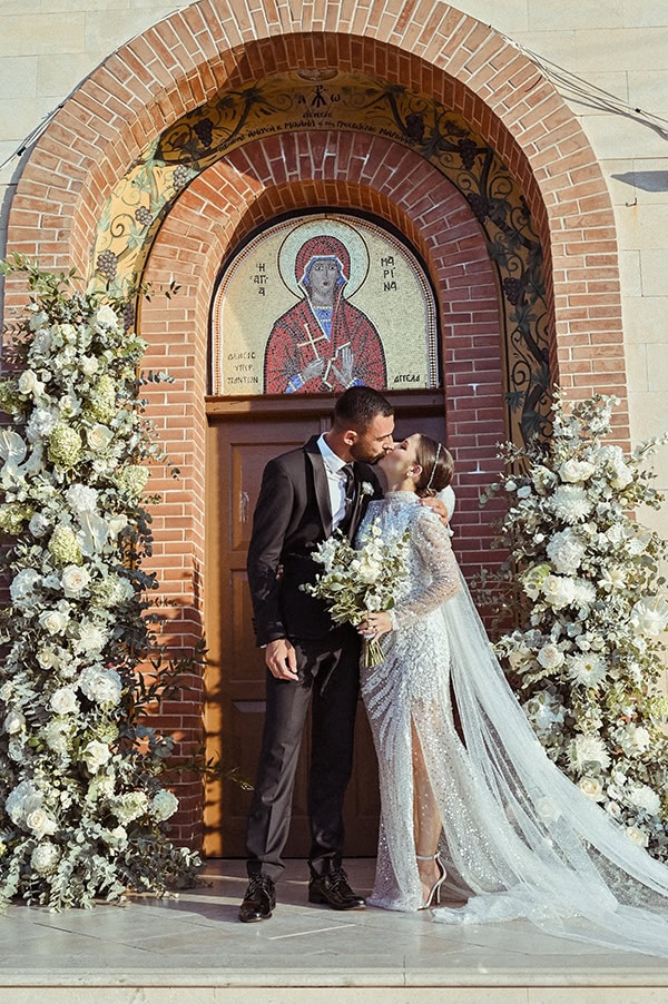 lovely-wedding-dreamy-setting-evgenios-hills_17