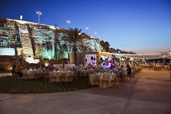 lovely-wedding-dreamy-setting-evgenios-hills_19
