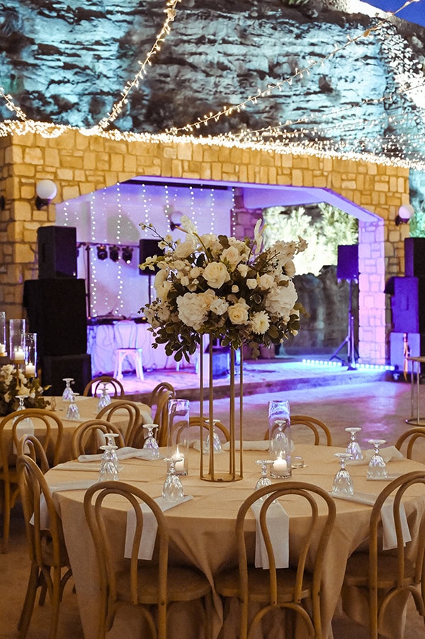 lovely-wedding-dreamy-setting-evgenios-hills_20
