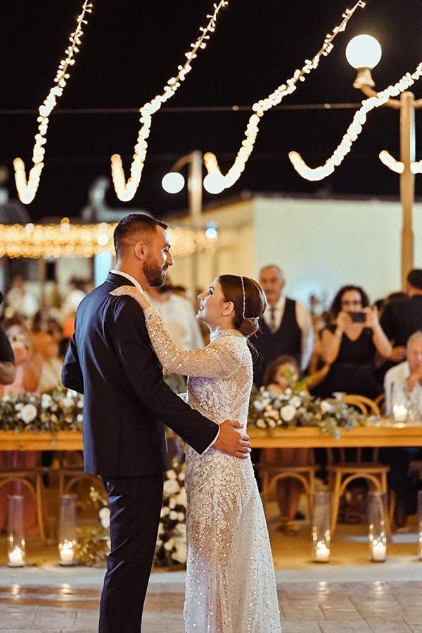 lovely-wedding-dreamy-setting-evgenios-hills_24