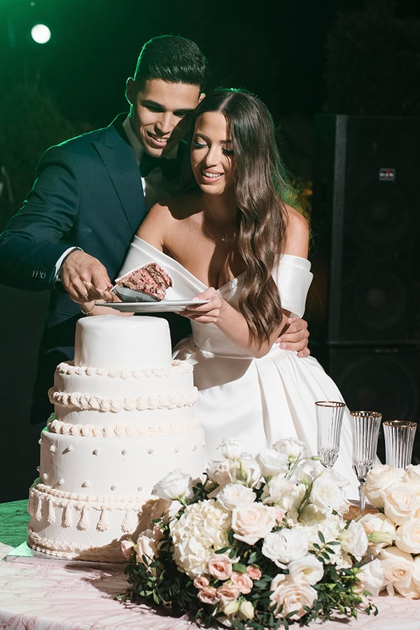 military-wedding-all-white-florals-romantic-details_20