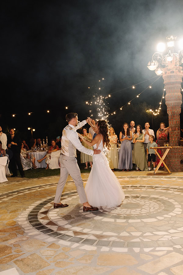 modern-chic-wedding-thessaloniki-pale-hues-modern-details_17