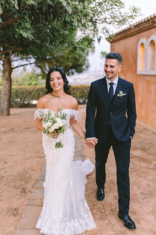 romantic-outdoor-wedding-ktima-laas-sophisticated-decor_03