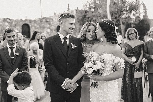 romantic-outdoor-wedding-ktima-laas-sophisticated-decor_17