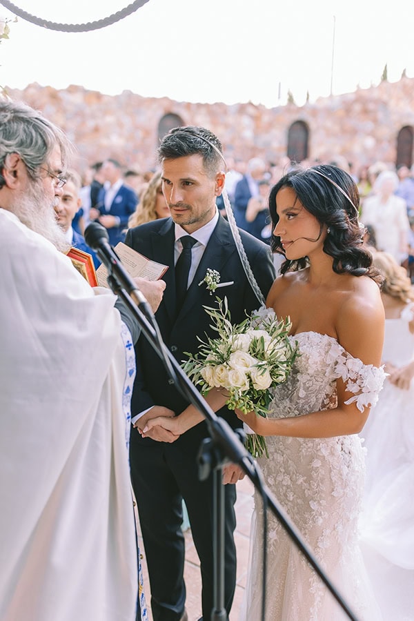 romantic-outdoor-wedding-ktima-laas-sophisticated-decor_18