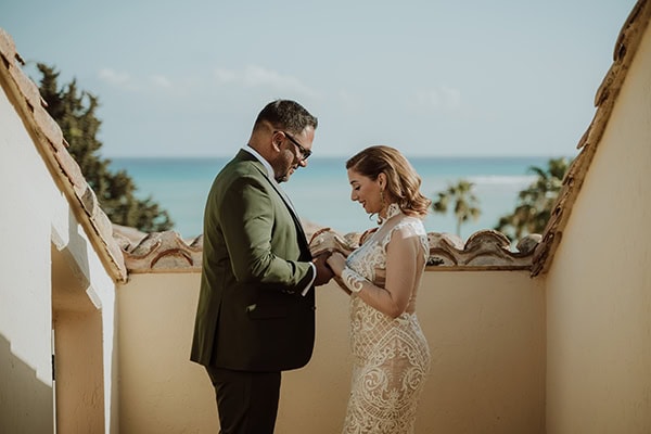 romantic-wedding-columbia-resort-pastel-hues_11