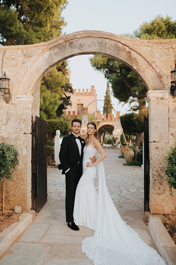 romantic-wedding-elegance-white-flowers_03