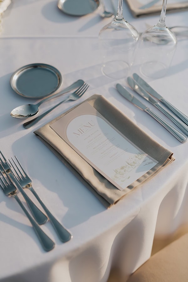 romantic-wedding-elegance-white-flowers_22