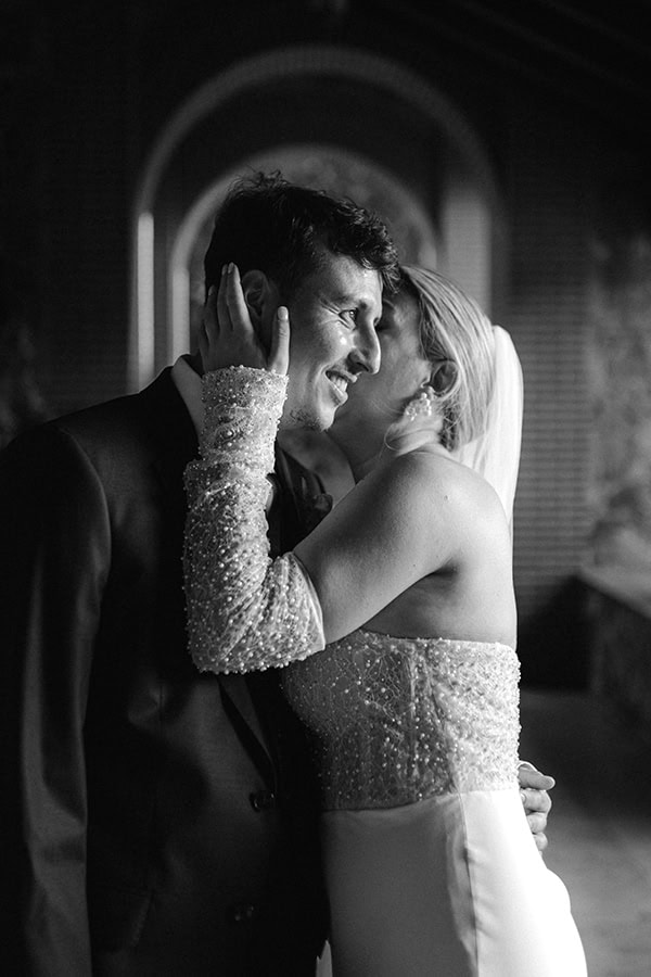 romantic-wedding-nicosia-pastel-flowers-candlelight_02