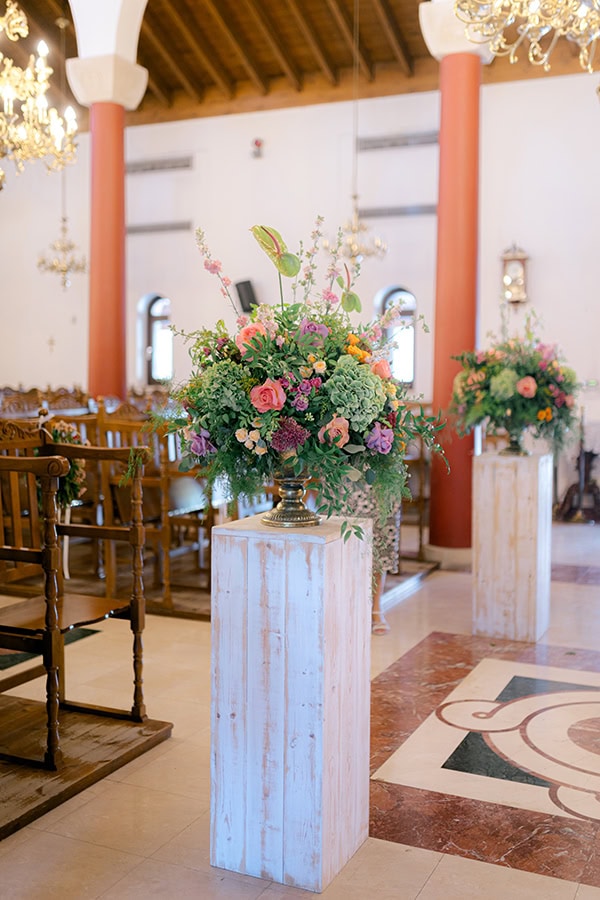 romantic-wedding-nicosia-pastel-flowers-candlelight_07