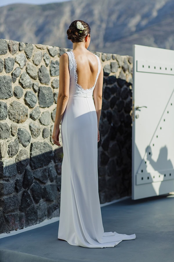 romantic-wedding-santorini-lovely-lilac-ivory-roses_08