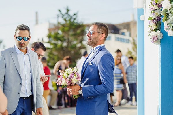 romantic-wedding-santorini-lovely-lilac-ivory-roses_10
