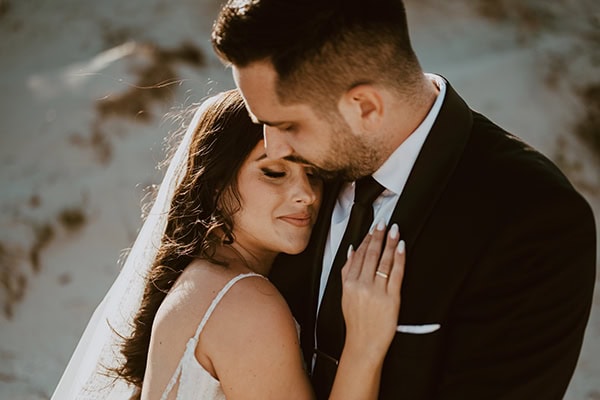 Ρομαντικός γάμος στην Θεσσαλονίκη με απαλά χρώματα | Έλενα & Γιώργος