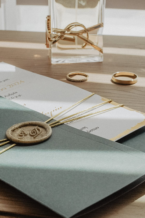 romantic-wedding-with-dreamy-decor-fairy-lights_04