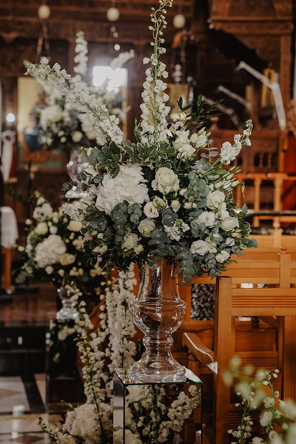 romantic-wedding-with-dreamy-decor-fairy-lights_12