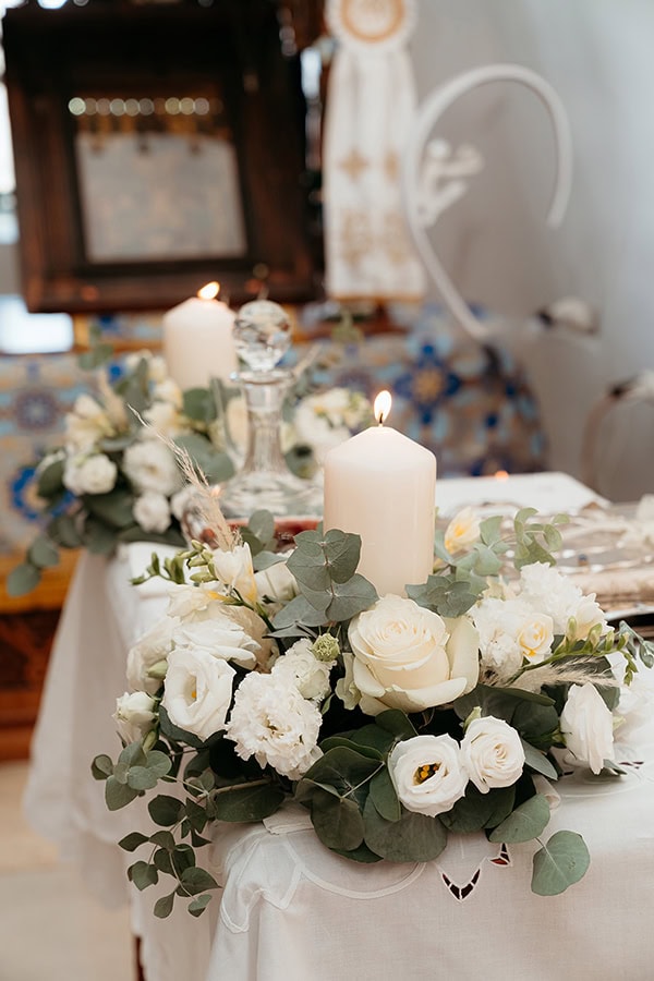 summer-wedding-in-sifnos-with-white-details-stunning-view_12