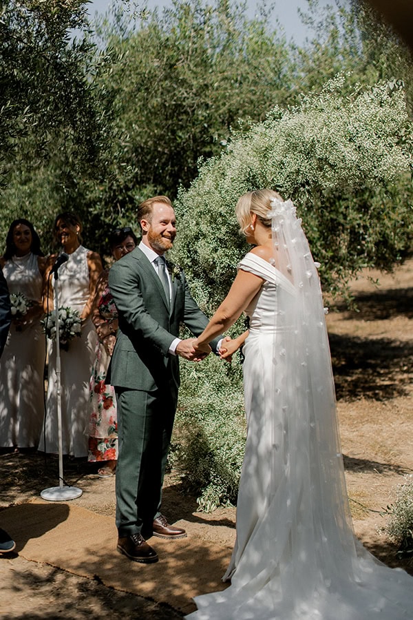 timelessly-beautiful-wedding-olive-grove-crete_15