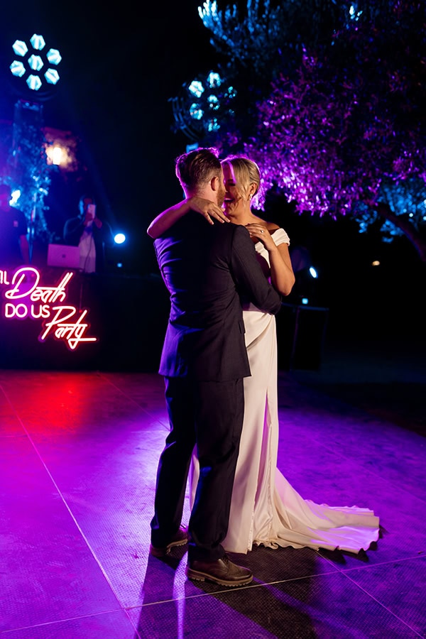 timelessly-beautiful-wedding-olive-grove-crete_27