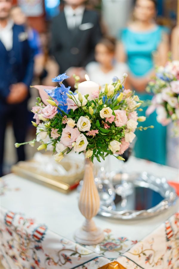 beautiful-autumn-wedding-naousa-pastel-blooms_26