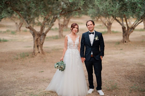 beautiful-spring-wedding-olive-grove_11
