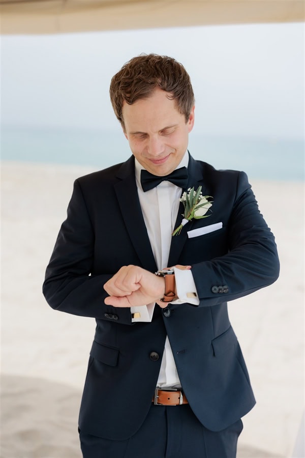 beautiful-spring-wedding-olive-grove_15