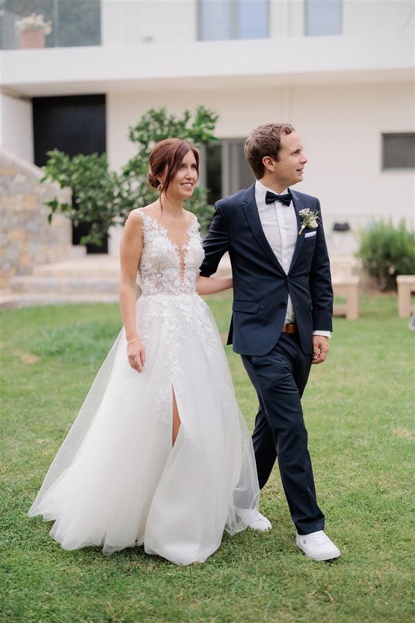 beautiful-spring-wedding-olive-grove_24