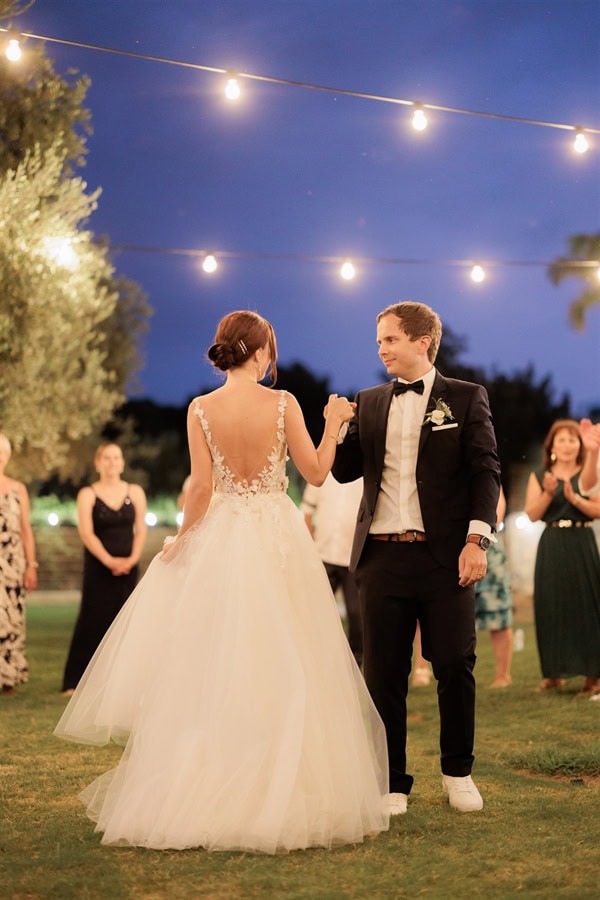 beautiful-spring-wedding-olive-grove_32