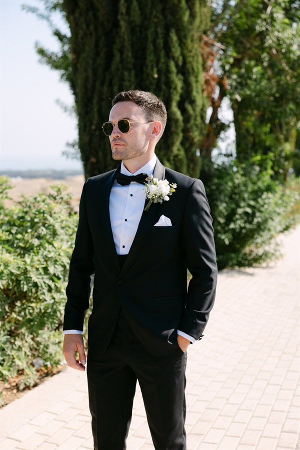 beautiful-summer-wedding-white-blooms-liopetro_18