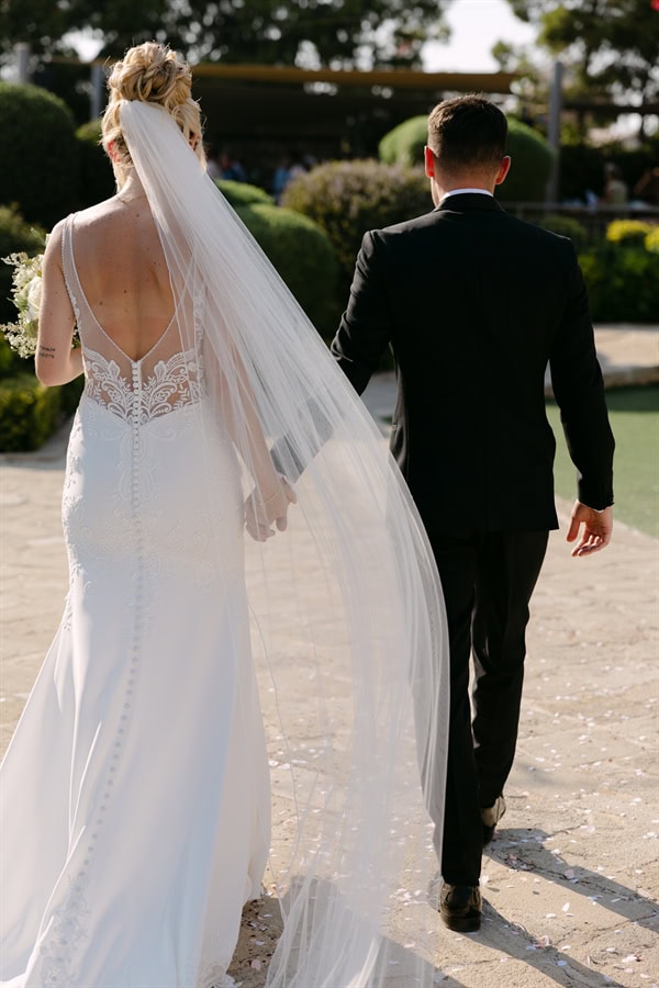 beautiful-summer-wedding-white-blooms-liopetro_25